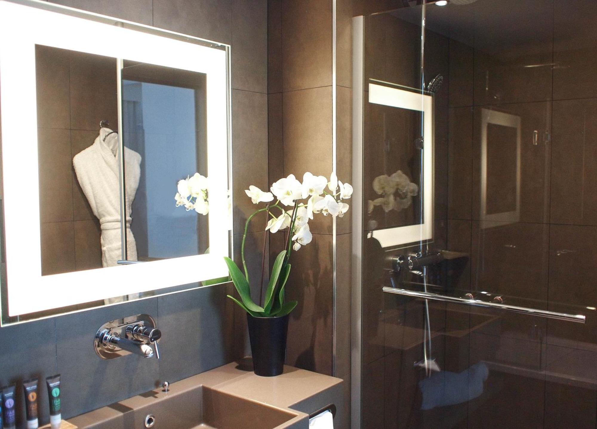 Suite with One Double Bed and Sofa Bed